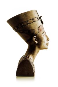 A statue of Queen Nefertiti, namesake for the Nefertiti Botox Lift