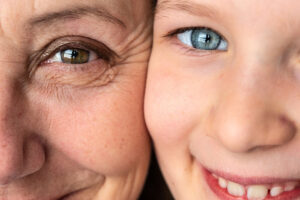 How Hormone Replacement Therapy Supports Youthful Skinย